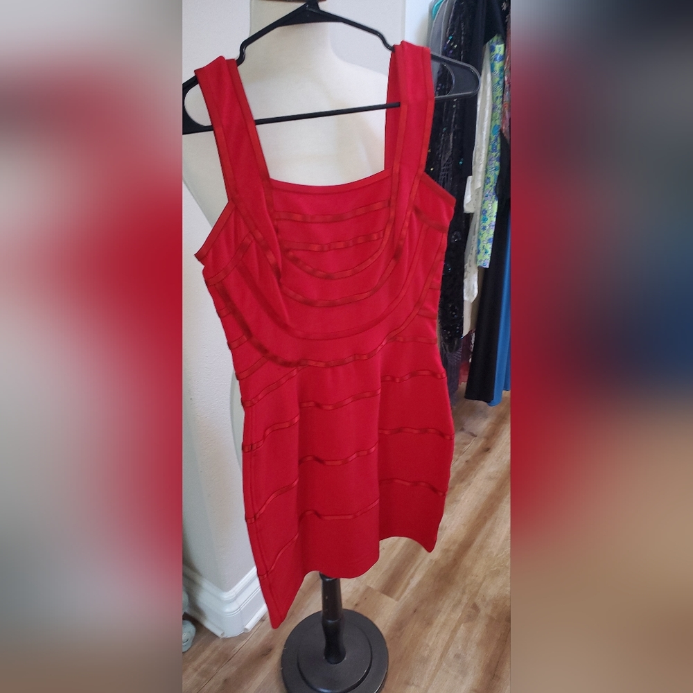 Tadashi Small Red Cocktail Dress